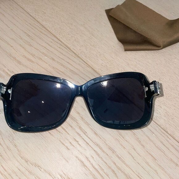 Vintage Gucci Sunglasses with Case main image 3